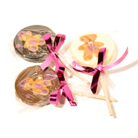 Sucette en chocolat blanc